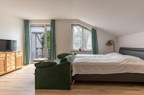 Fewo-19-Residenz-Duenenstrasse-in-Binz-Balkon-Strandnah-mit-TG-Stellplatz-1-Raum-Apartment